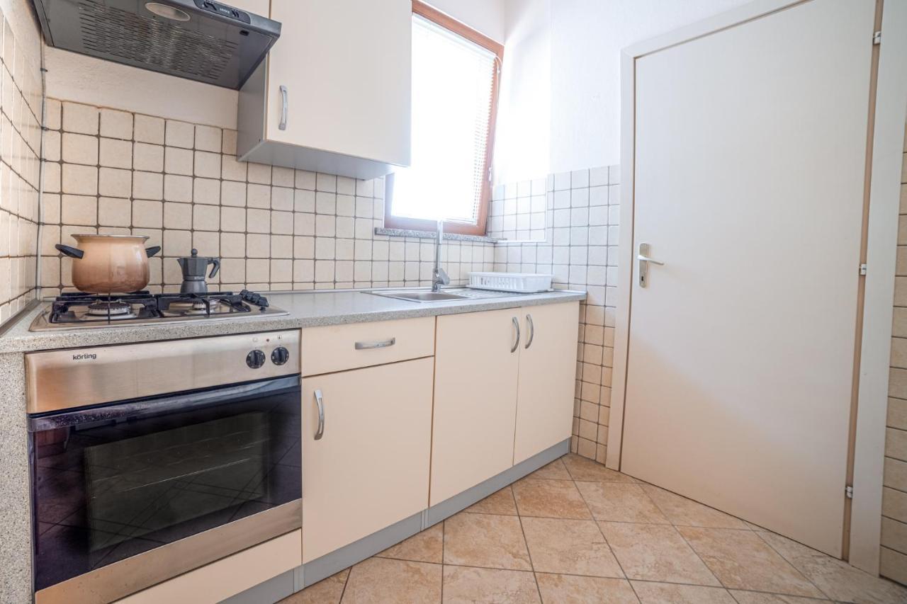 Apartma Korada Deskle エクステリア 写真